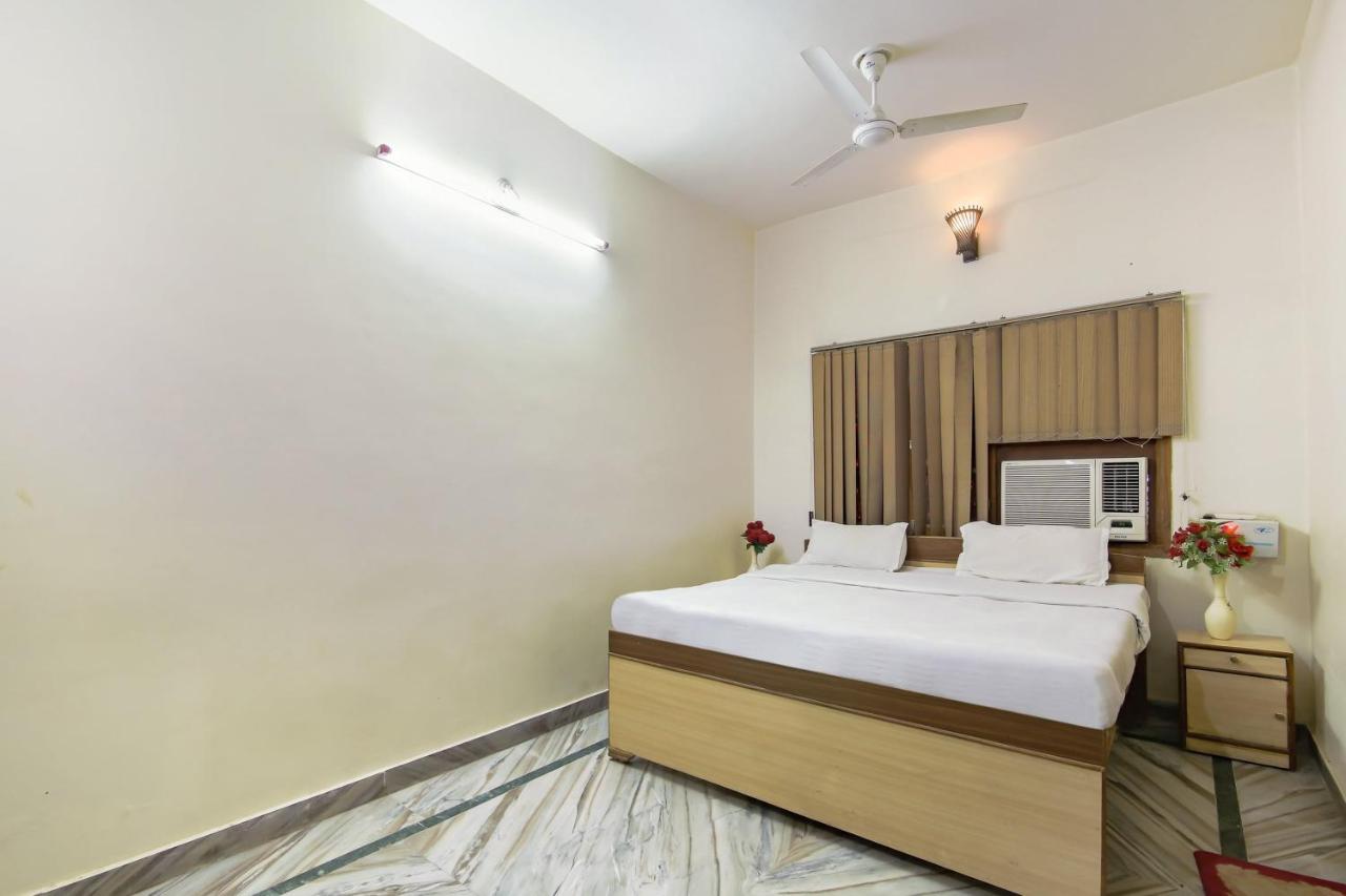 Bijnaur Collection O 81098 Hotel Royal Panjab מראה חיצוני תמונה