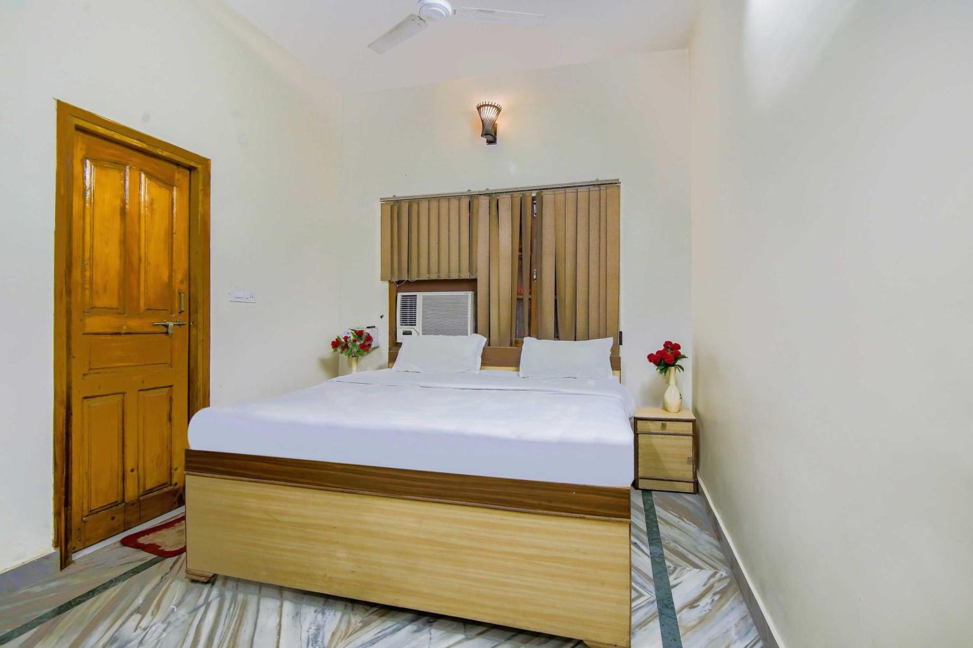 Bijnaur Collection O 81098 Hotel Royal Panjab מראה חיצוני תמונה