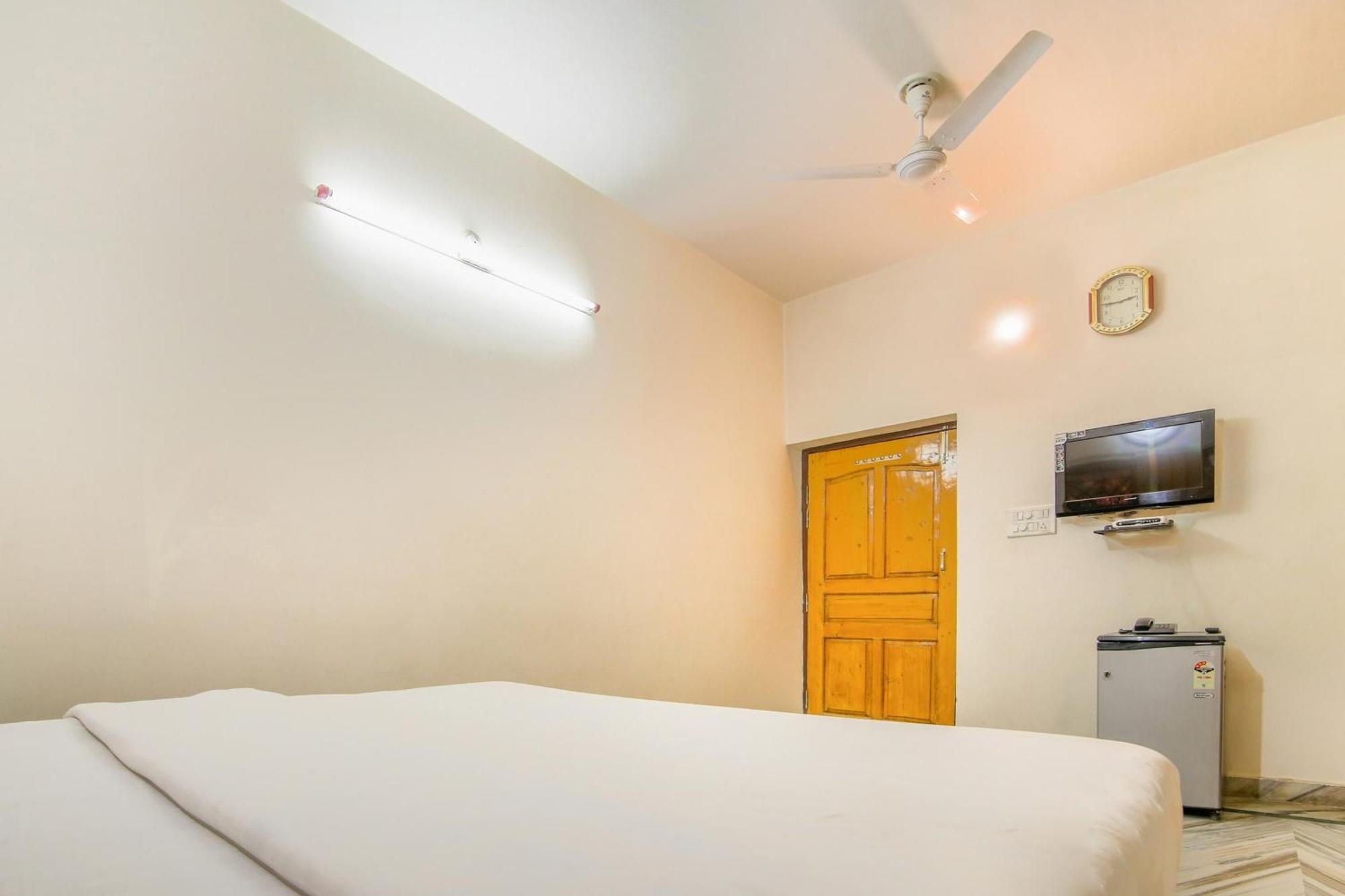 Bijnaur Collection O 81098 Hotel Royal Panjab מראה חיצוני תמונה